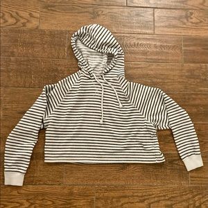 Long Sleep cropped hoodie